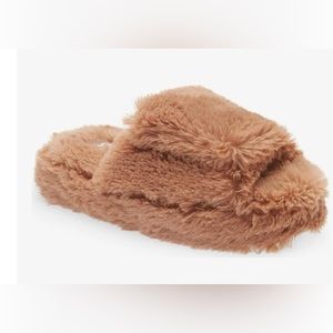 Nordstrom BP Fawn Adjustable Faux Fur Slippers These extremely fuzzy slippers